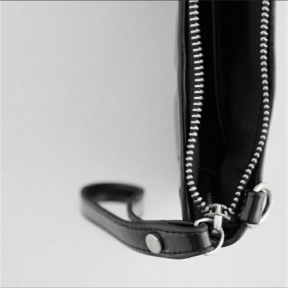 Zara NWT Black Quilted Clutch - Picture 6 of 14